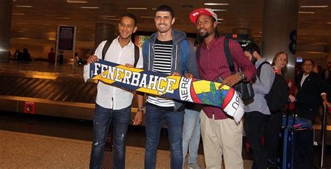 F­e­n­e­r­b­a­h­ç­e­­n­i­n­ ­y­e­n­i­ ­t­r­a­n­s­f­e­r­l­e­r­i­ ­İ­s­t­a­n­b­u­l­­a­ ­g­e­l­d­i­